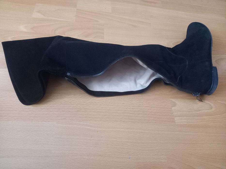 Cizme negre piele intoarsa Cristhelen B 37