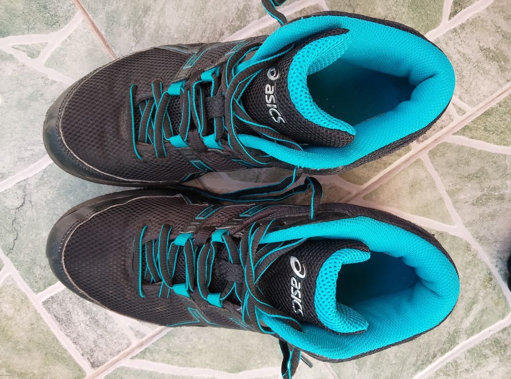 Дамски маратонки ASICS, 39 н.