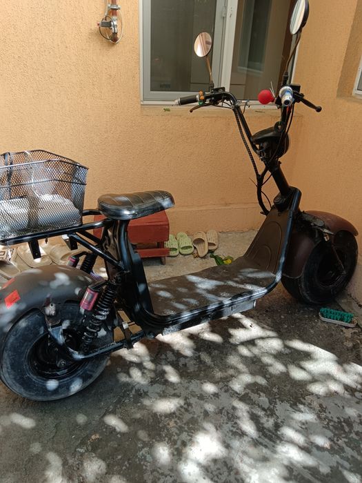 Scuter electric citycoco