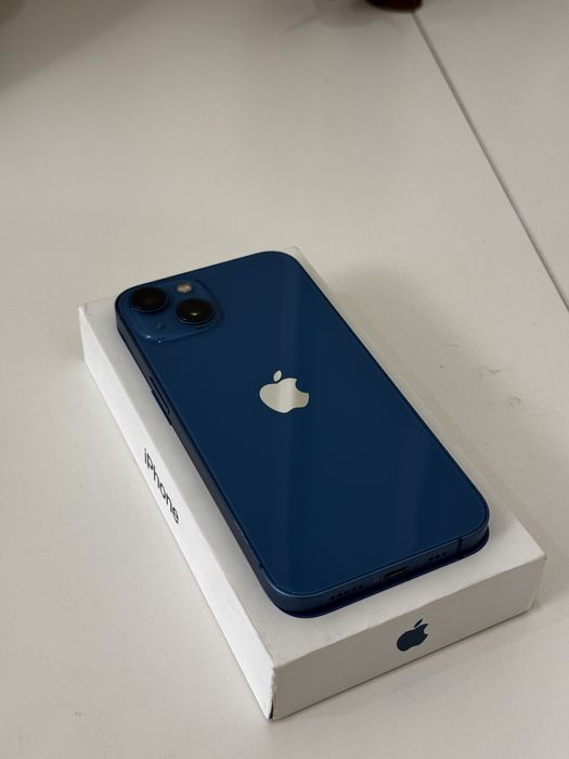 IPhone 13 в хорошем состояний