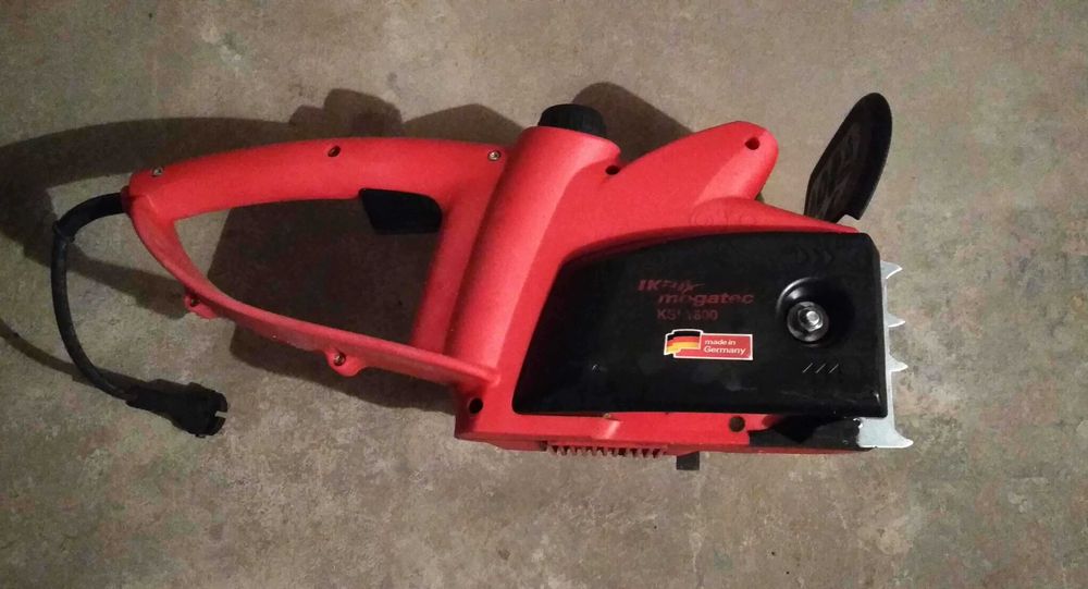 Електрически верижен трион Ikra Mogatec KSI 1800 W