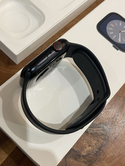Apple watch 8 45mm LTE