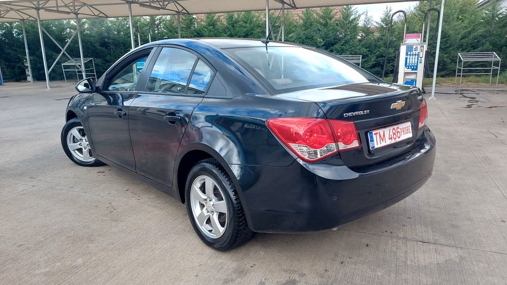 Chevrolet Cruze Bi -fuel 1.8 benzina 141 Cp + Gpl din fabrica**2012**