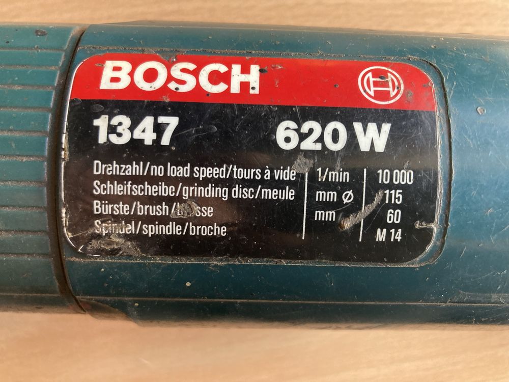 Малък ъглошлайф Bosch 620 w
