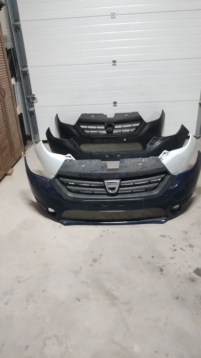 Bara fata Dacia dokker