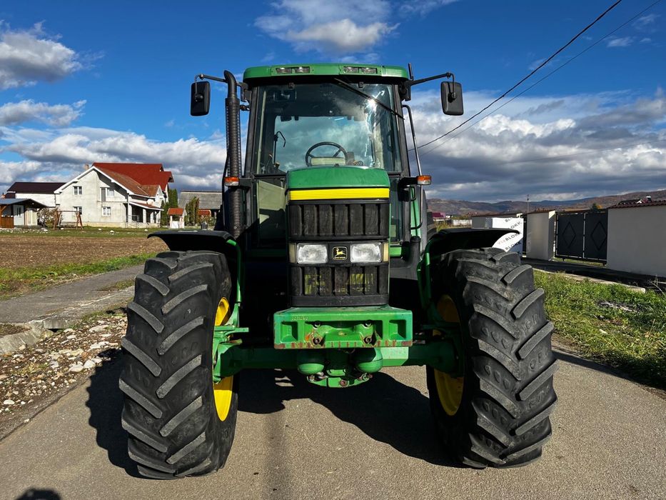 Tractor John Deere 6810 125 cp