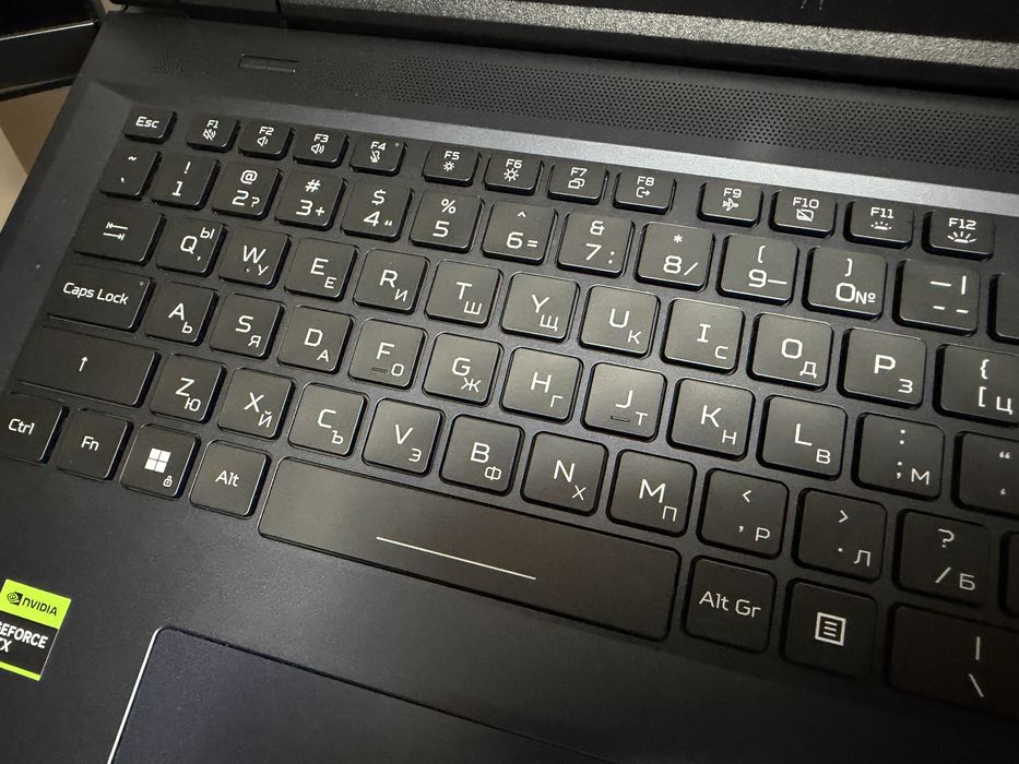 Лаптоп ACER Predator Helios Neo 18 I7-14650HX, 32\1000GB, RTX4060, 8GB