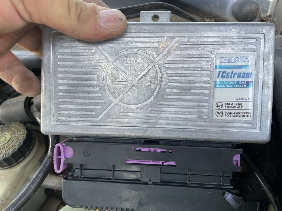 Газов инжекцион 6 цилиндъра БМВ