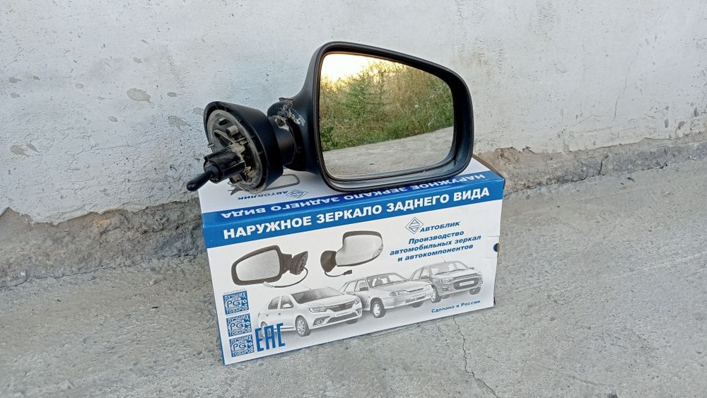 Ларгус. Запчасти на Ларгус. Правое боковое зеркало на Ларгус. Б/у.