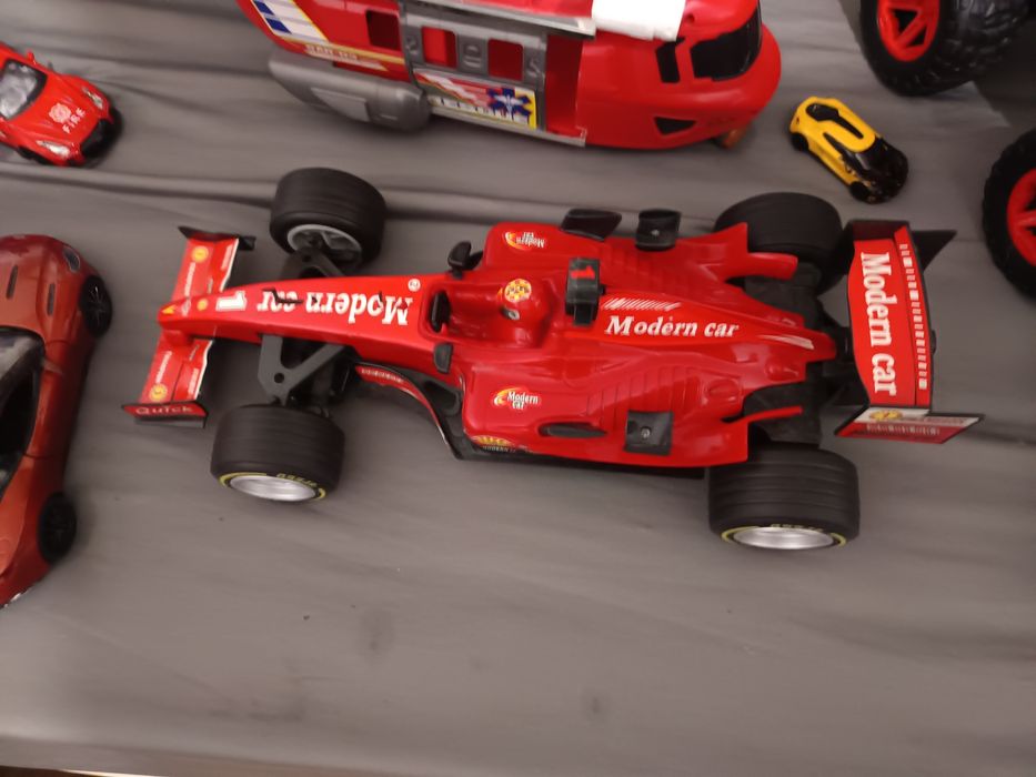 Lot jucarii impecabile