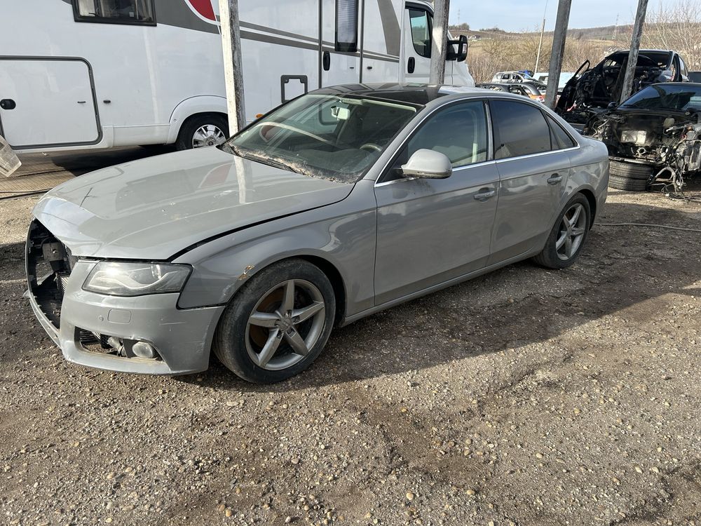 Audi A4 B8 2.0TDI 143кс.  2009г. - НА ЧАСТИ
