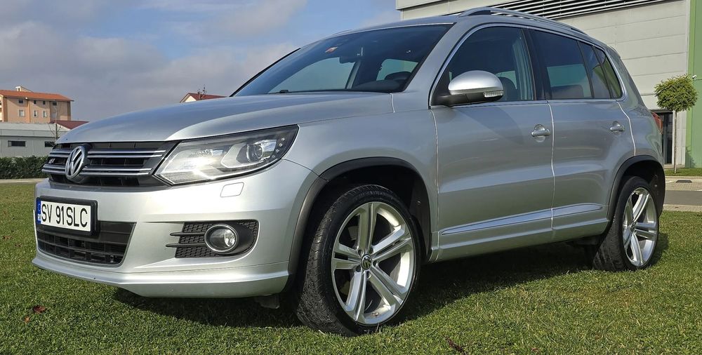 Volkswagen Tiguan VW Tiguan 2.0TDI 125800 Km, DSG,  4x4, R-Line, Panoramic, Piele, FULL
