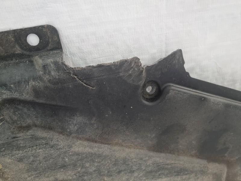 Scut caroserie / lateral stanga spate BMW X5 (2007-2013) [E70]