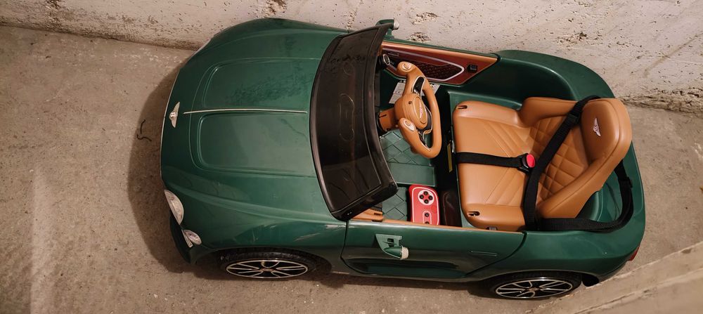 Mașinuță electrică Aston Martin