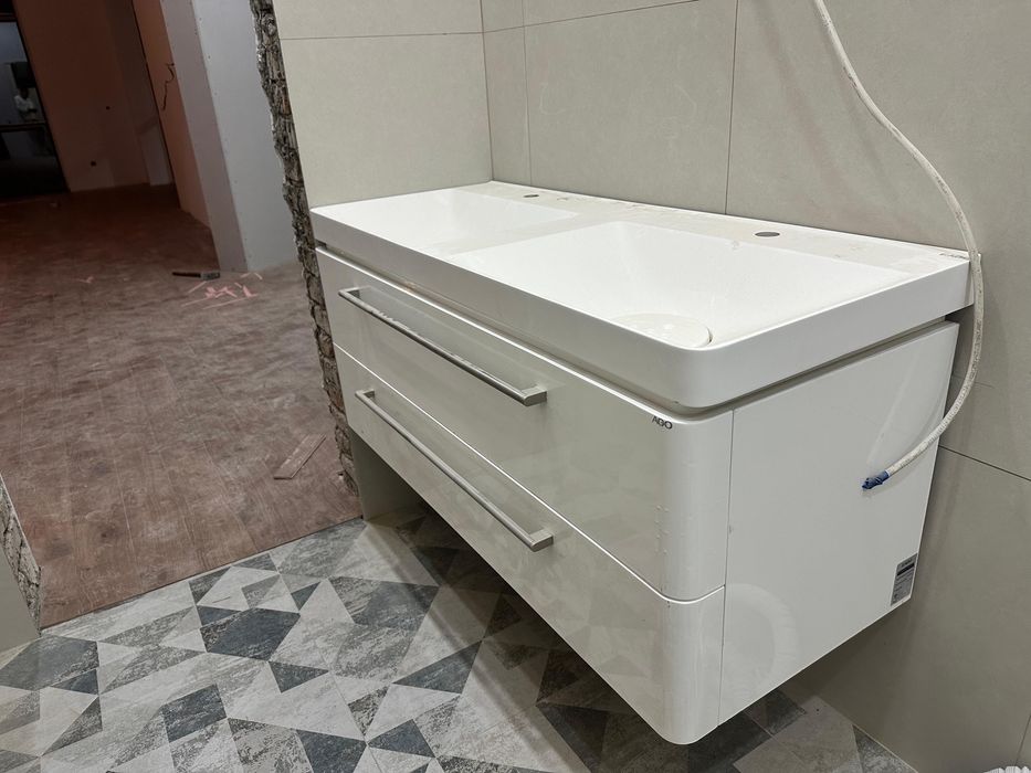 Раковина для ванной комнаты двойная