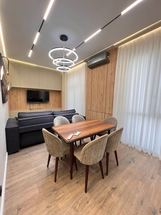 Срочно продаётся квартира 76 м2 в Skyline Towers 3/2/14