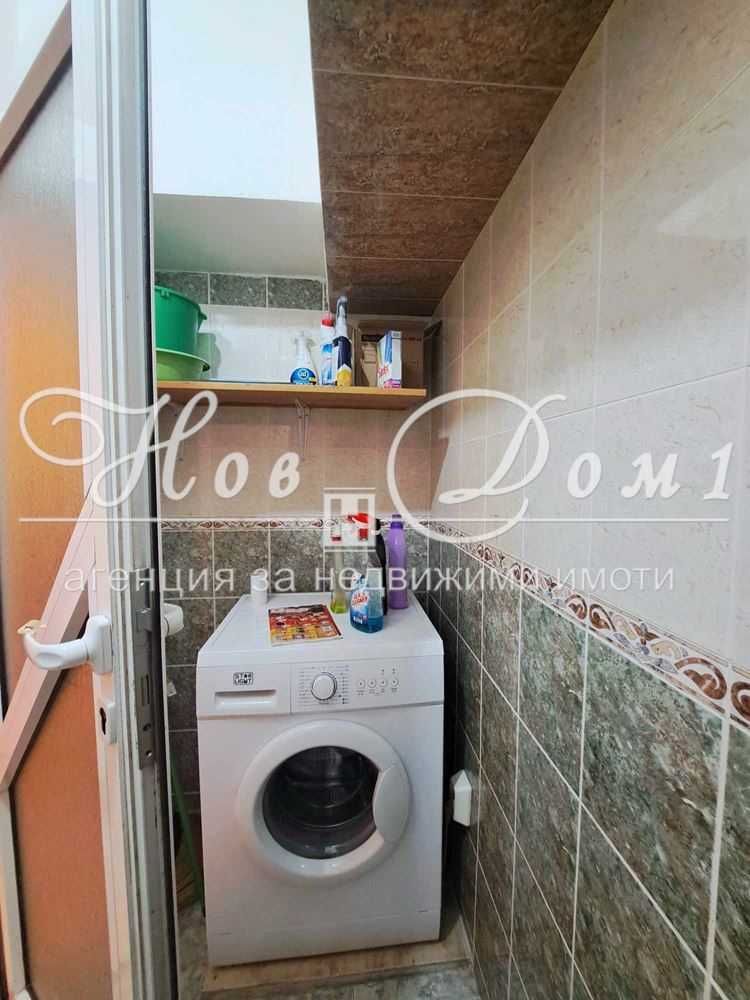 Продава се Тристаен апартамент в Варна, Централна поща - 92 кв.м за 2392 €/кв.м - Снимка #2