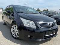 Toyota Avensis 2.2 универсал