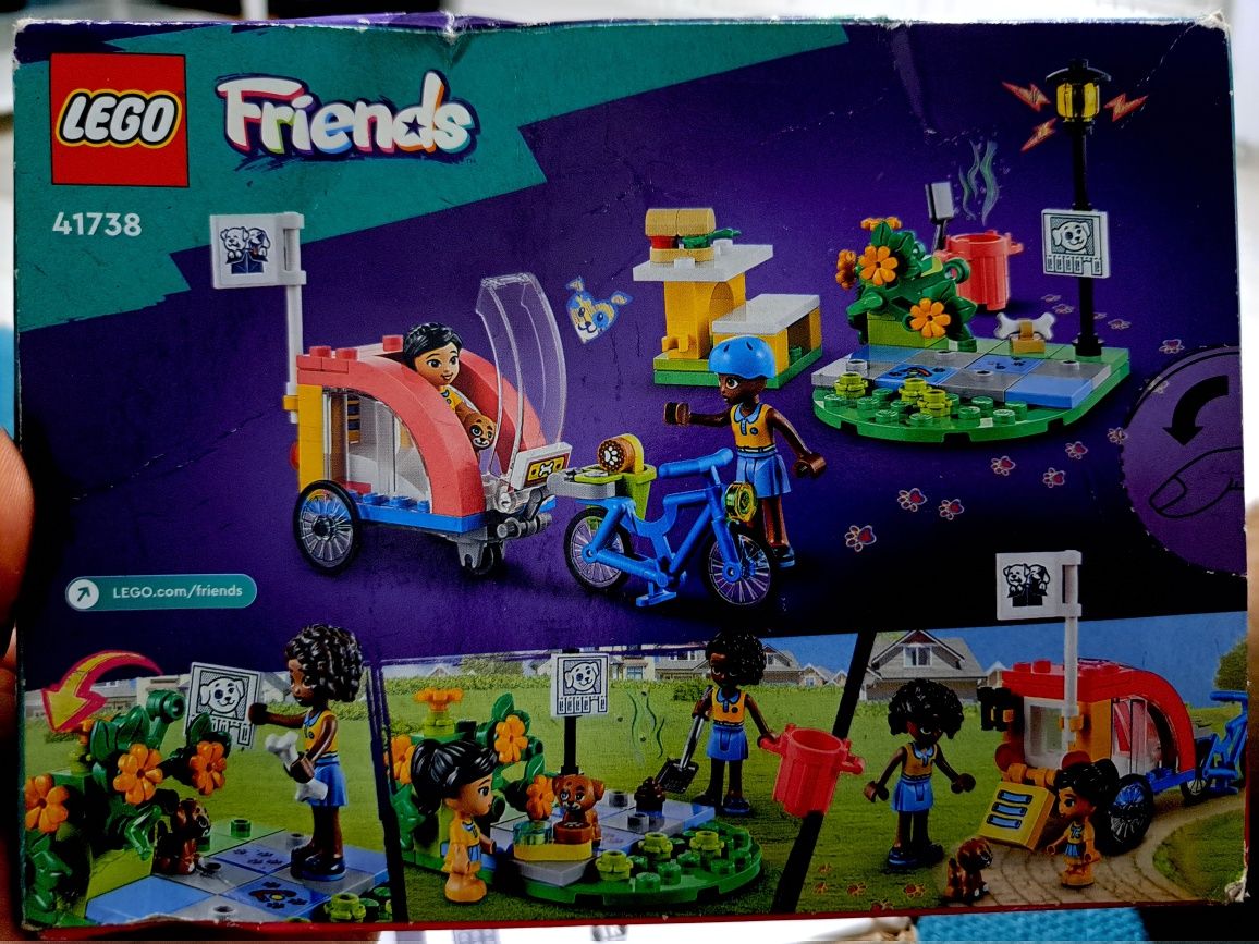 LEGO® Friends - Bicicleta pentru salvarea cainilor (41738)