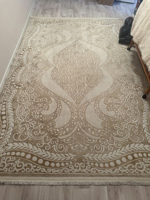 Продам ковер производство Бельгия