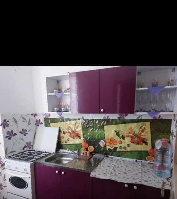 Vând garsonieră în Tudor Vladimirescu bloc B turn etaj 6