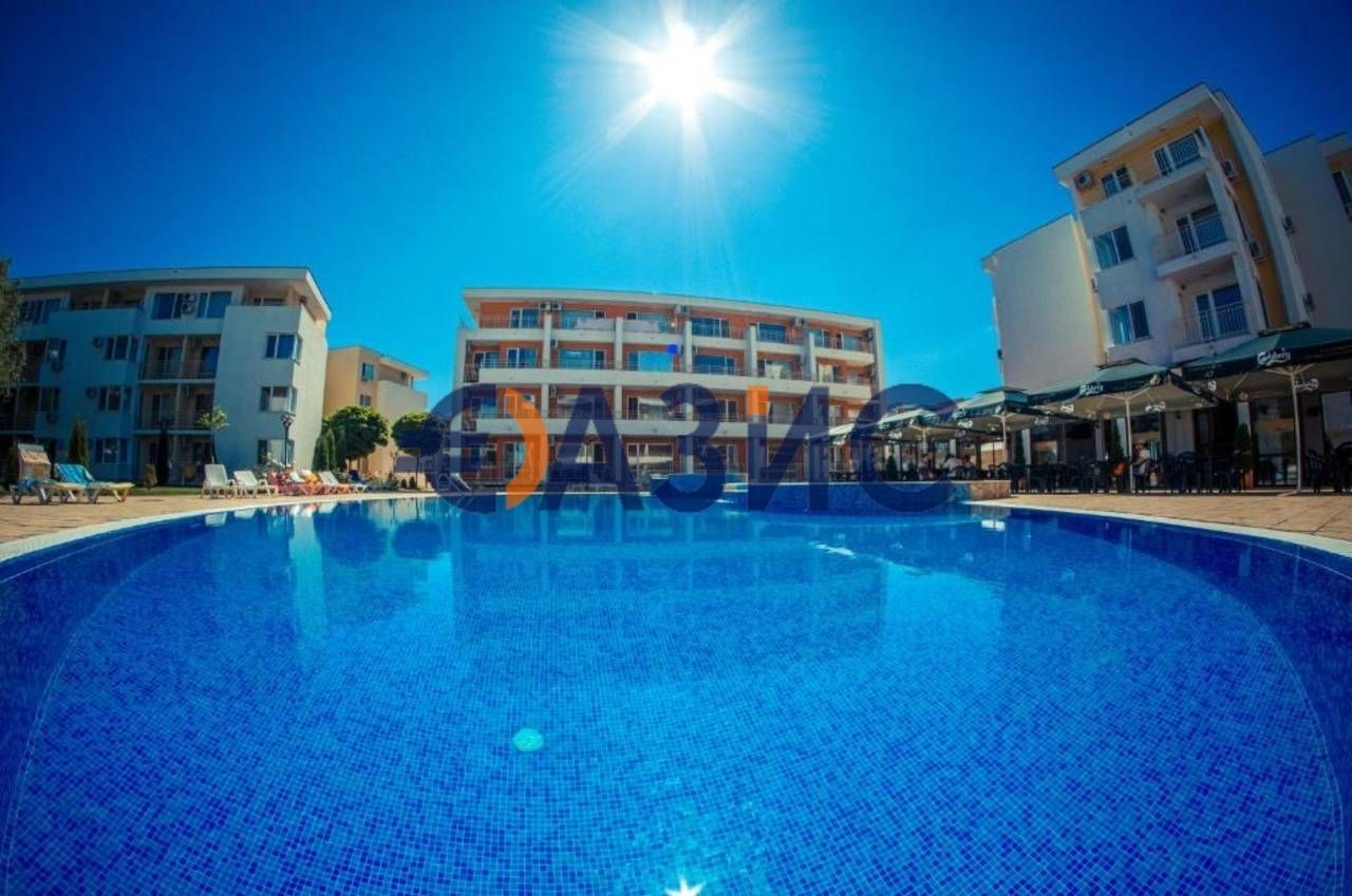 Продава се Едностаен апартамент в к.к. Слънчев бряг - 40 кв.м за 1100 €/кв.м - Снимка #12