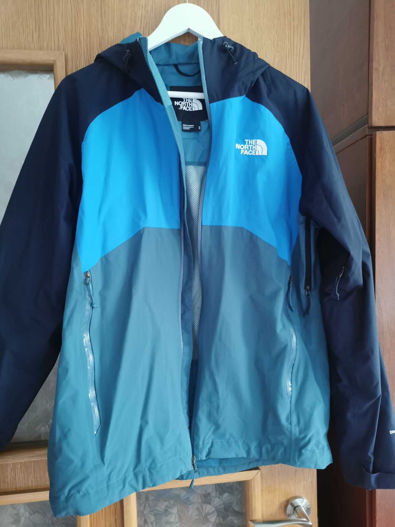 The  North Face Stratos M regular fit