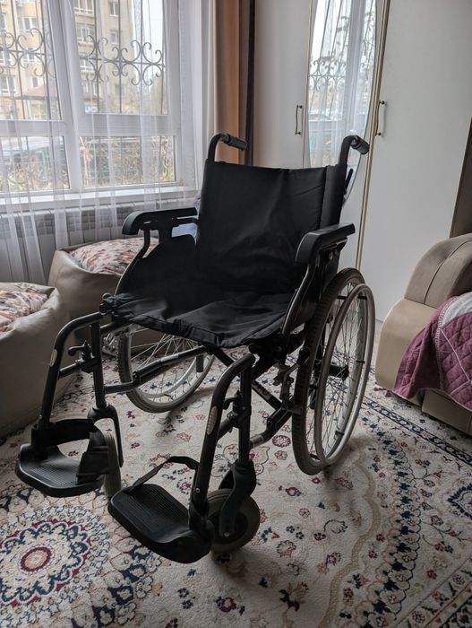 Инвалидная коляска DOS Gold 300