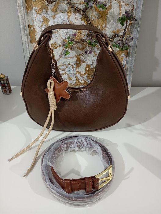 Geanta +curea ,maro,medie