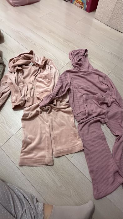 Детски комплект за момиче адидас, хм 4-5г