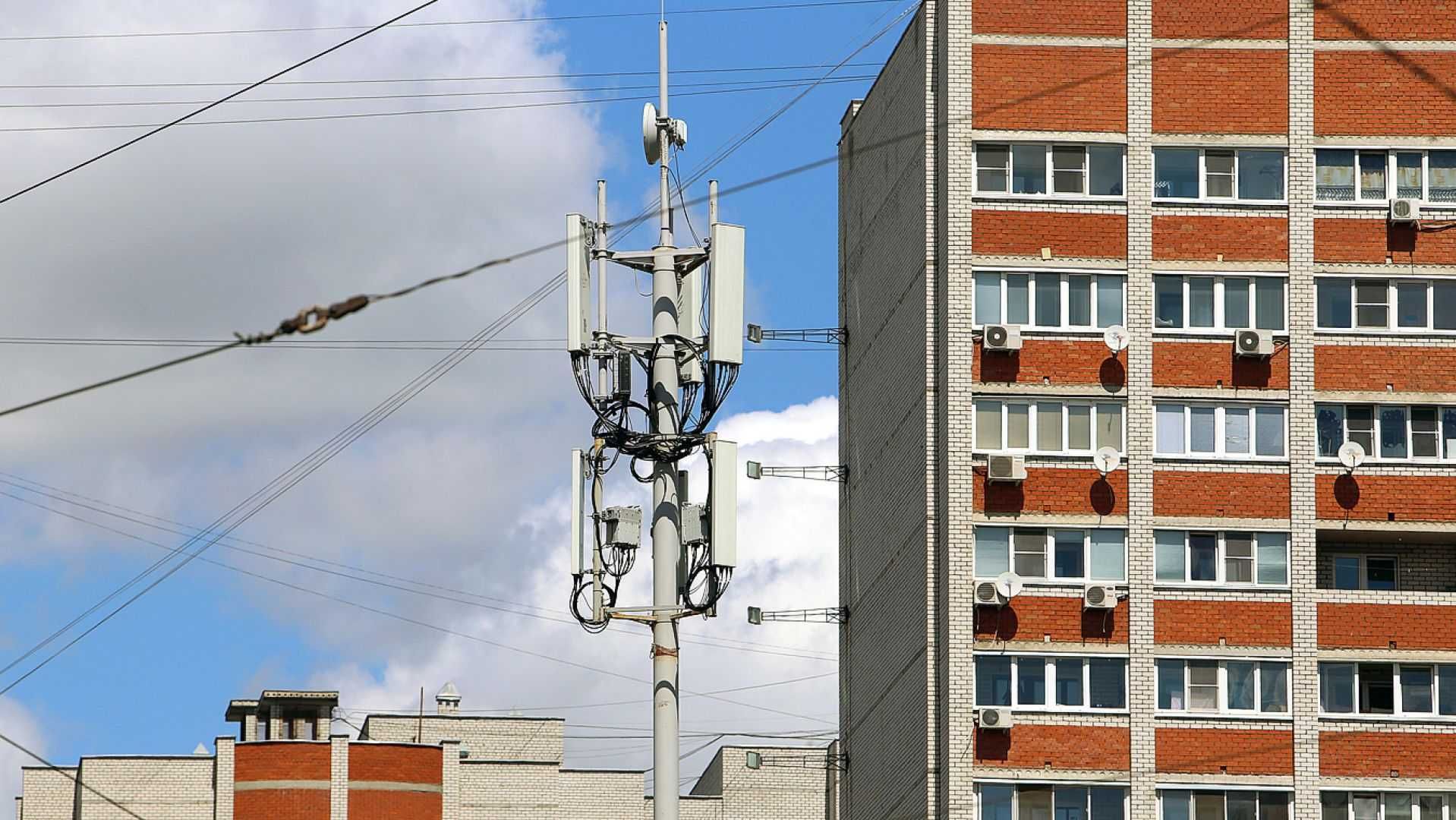 МОБИЛНИ АНТЕНИ - плакет за потискане на GSM антени