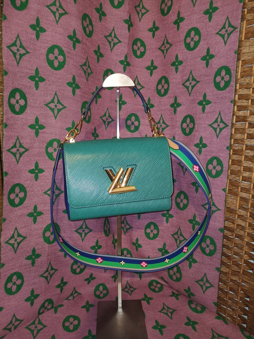 Сумка Louis Vuitton изумрудный цвет