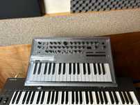 Korg minilogue synthezaizer/аналогов синтезатор Корг