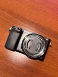 Продавам фотоапарат Sony Alpha 6000