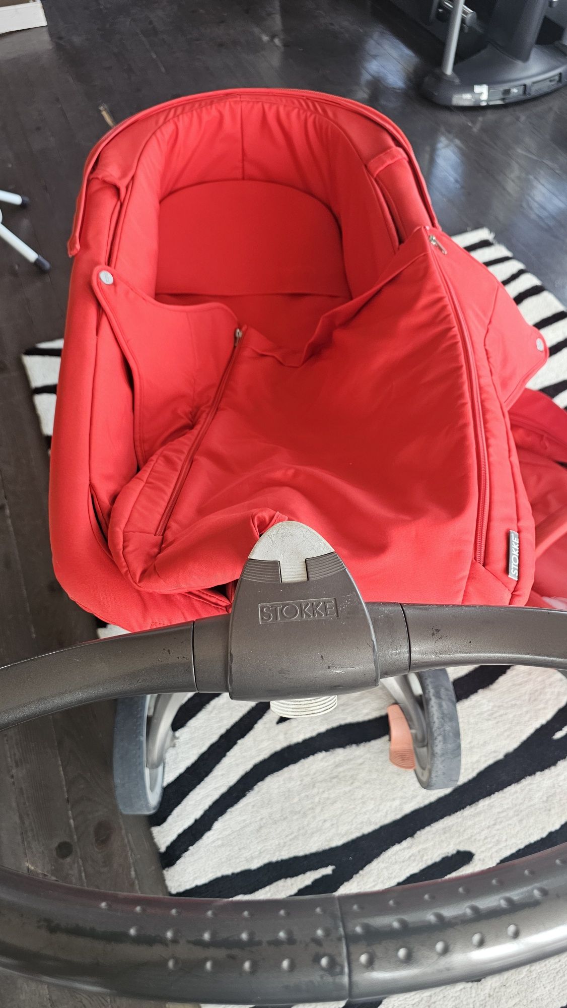 Детска количка Stokke със зимен и летен кош