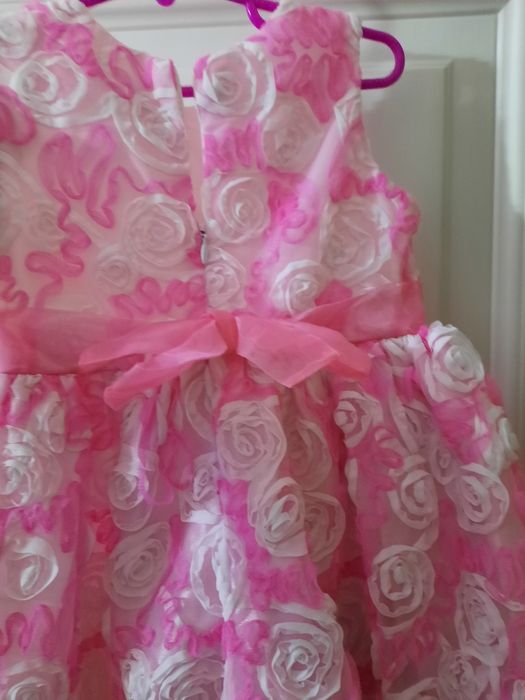 Rochita fetite marimea 104