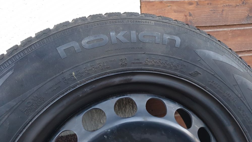 Jante cu cauciucuri de iarna pe 16 inch Vw passat