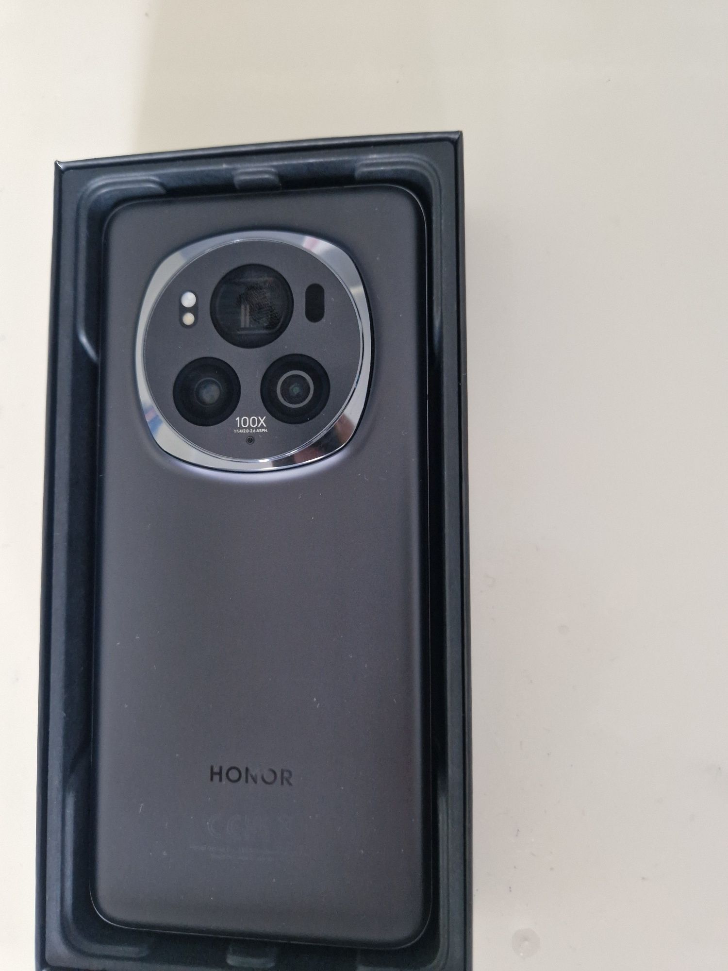 Honor magic 6 pro 512 gb-нов 2 год.гаранция