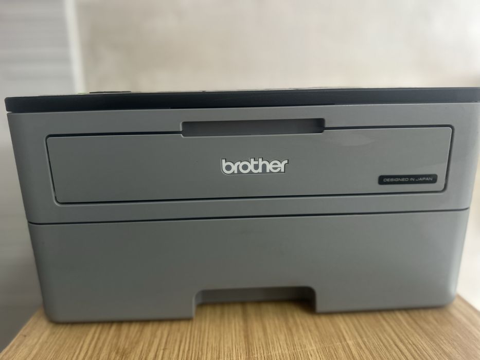 HL-L2352DW Компактен монохромен лазерен принтер с безжична мрежа