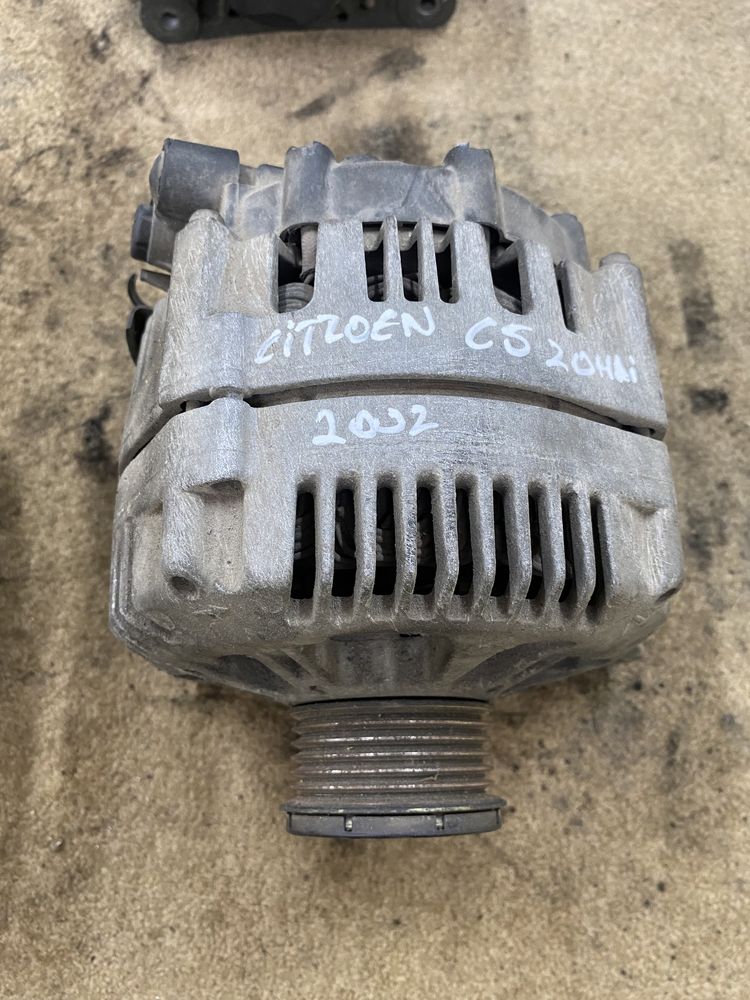 Alternator Citroën C5 2.0HDI an 2002 Pret 200 lei