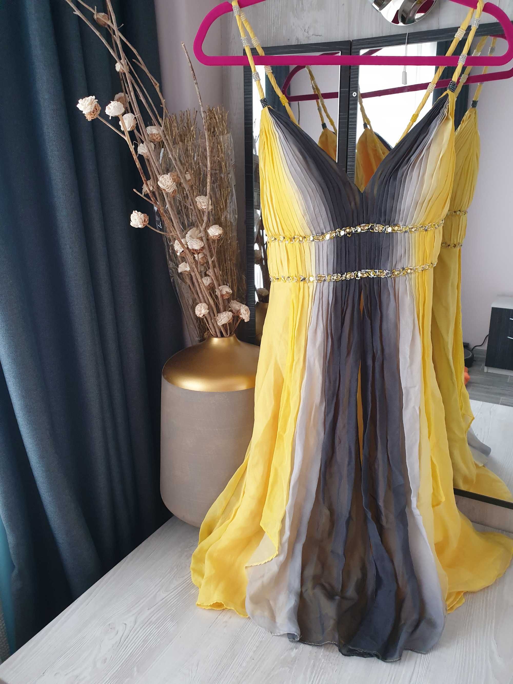Официална жълта  рокля,  С р.р. подходяща за бал, сватба и др.