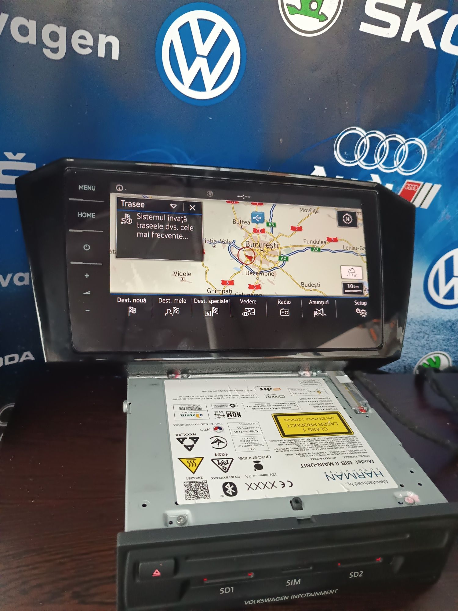 Vând Navigatie mib2 / mib2.5 + display Harman cu port  fibra optic