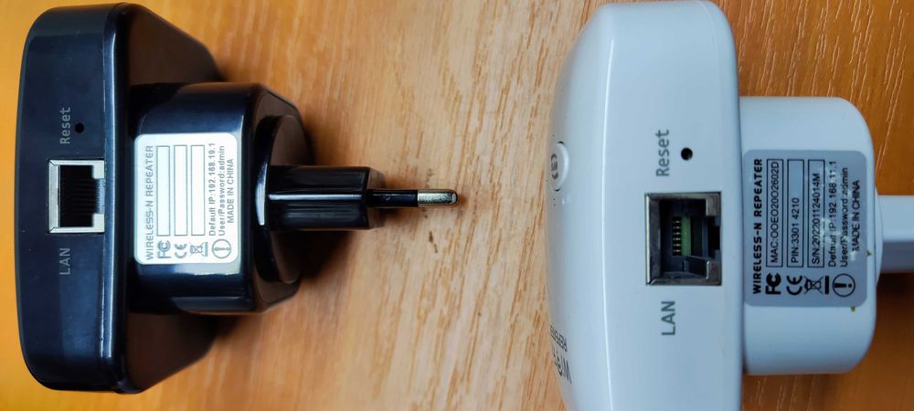 O bucata 300Mbps Wireless WiFi Repeater 2.4G Wifi Extender Amplifier