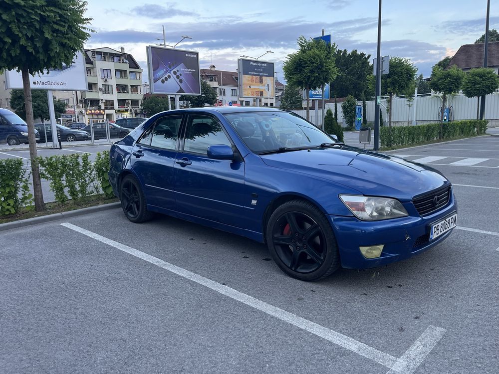 Lexus is200 155hp Automatic