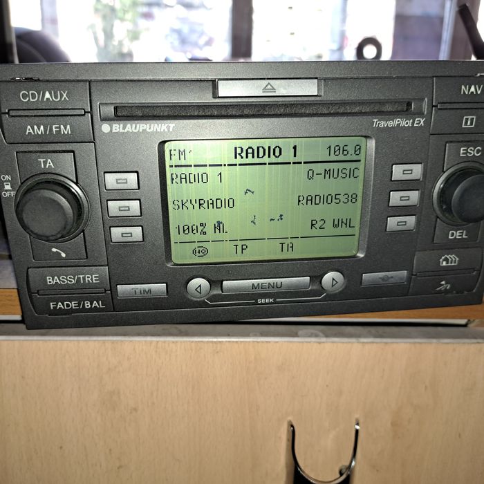 Оригинално радио за Форд  Blaupunkt радио Cd/Navigacia.Focus 6000 CD