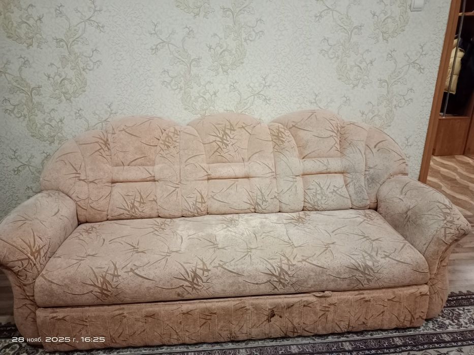 Продам б/у Диван 3-2-1
