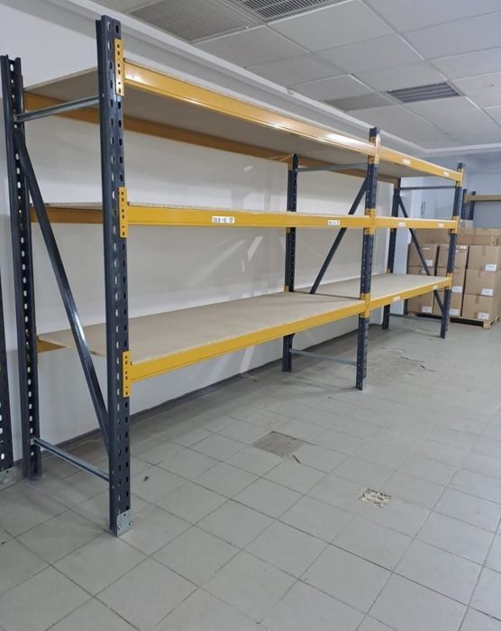 Rafturi metalice reglabile