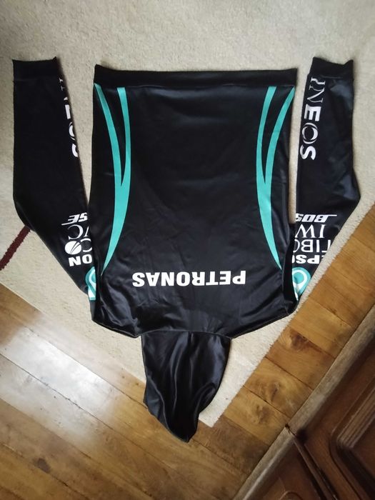 Vand  bluza petronas