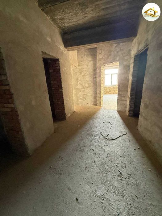 Продаётся 3х квартира на 4 этаж орр КАНЕЧКА