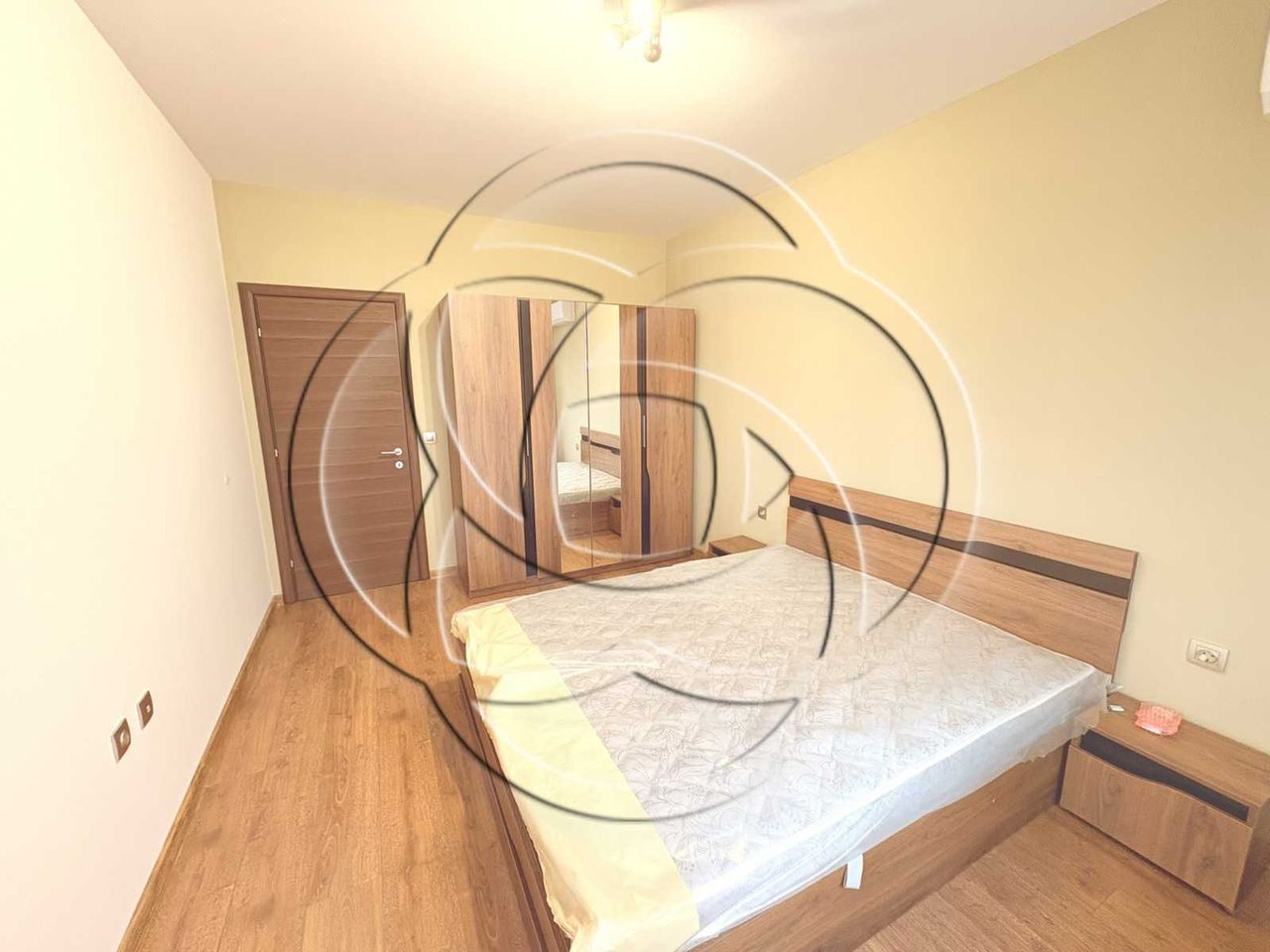 Дава се под наем Двустаен апартамент в София, Обеля - 76 кв.м за 600 € - Снимка #4